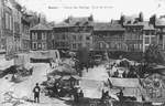 place-du-bourg-un-jour-de-marche
